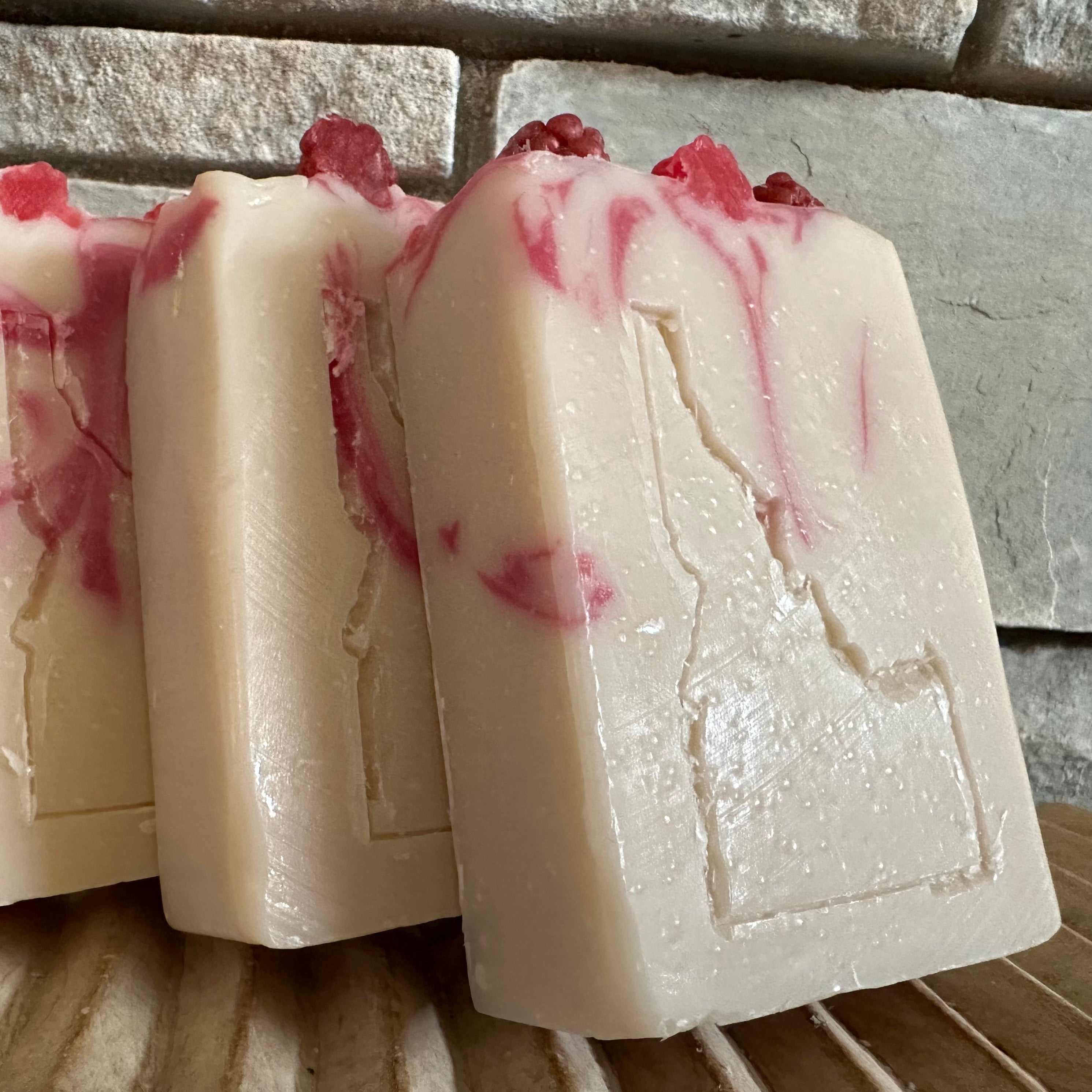 Raspberry - Idaho Soap Company